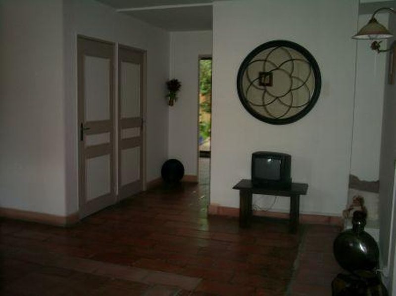 Vente Pavillon T6 VITROLLES PINCHINADES  PARFAIT ETAT AVEC JARDIN ARBORE